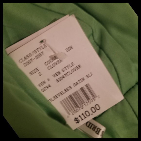 🆕️David's Bridal Clover Sleeveless Dress Gown 2 - Picture 2 of 6